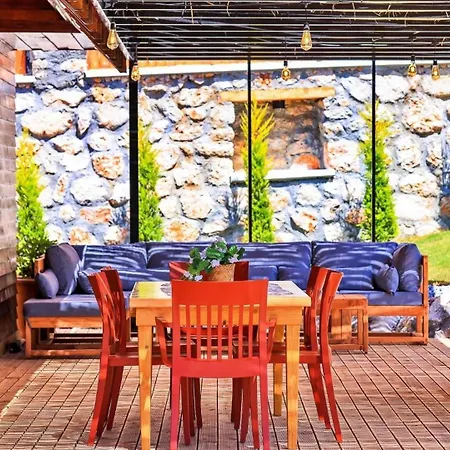 Saribelen Village 3 Bedroom فيلة *