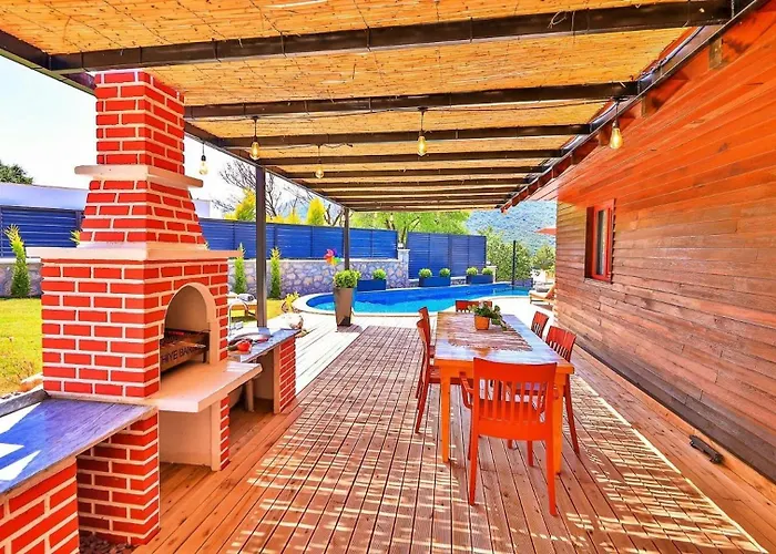 Saribelen Village 3 Bedroom Willa Kalkan