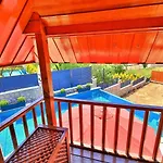 Saribelen Village 3 Bedroom קלקן