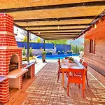 Saribelen Village 3 Bedroom וילה קלקן
